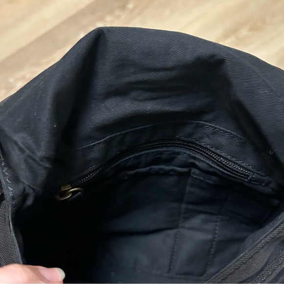 Fossil Black Nylon Crossbody Bag | Adjustable Strap | Magnetic Flap | - Picture 13 of 15